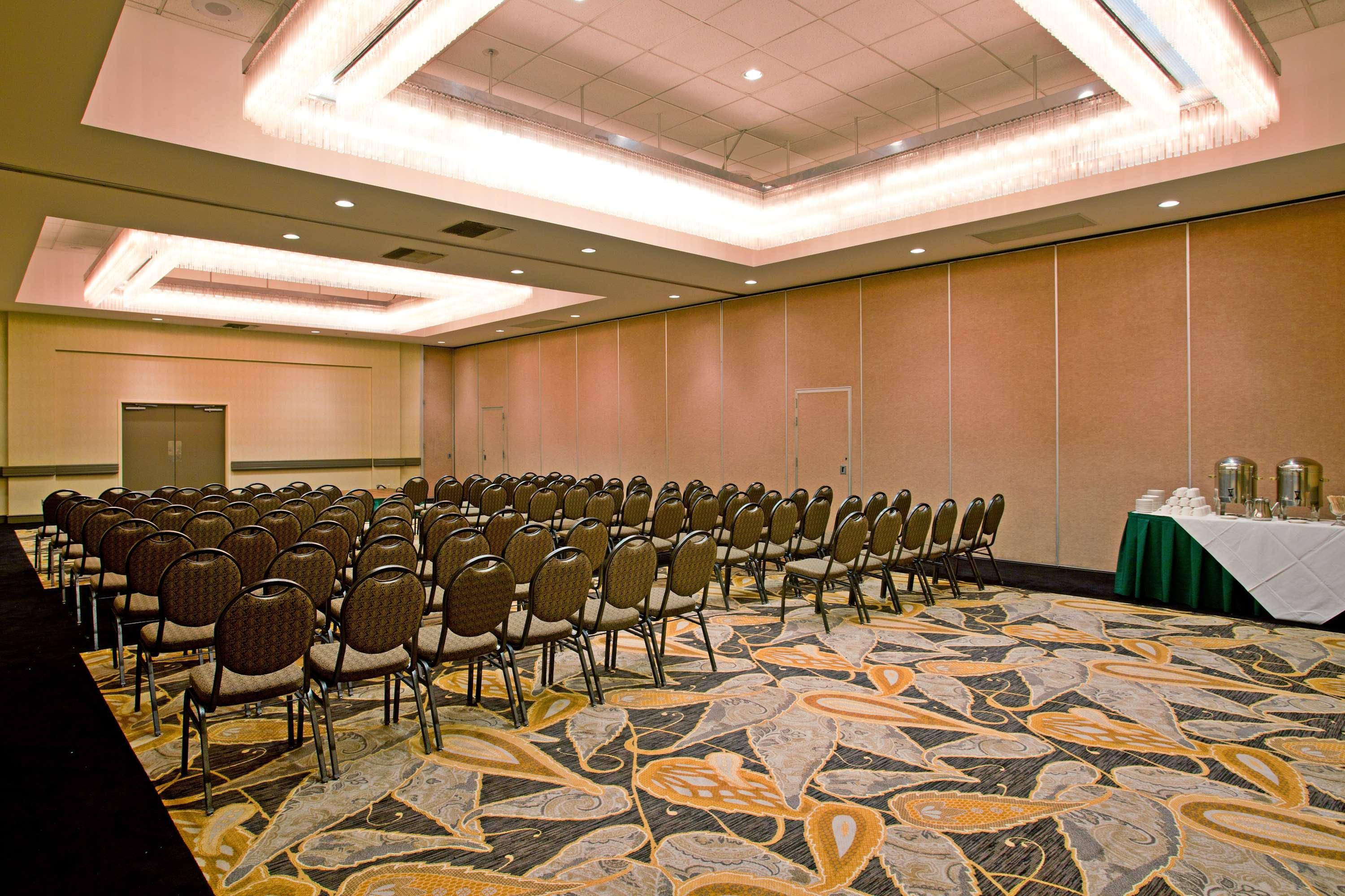 Radisson Hotel Santa Maria Business photo