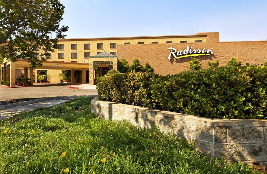 Radisson Hotel Santa Maria Exterior photo