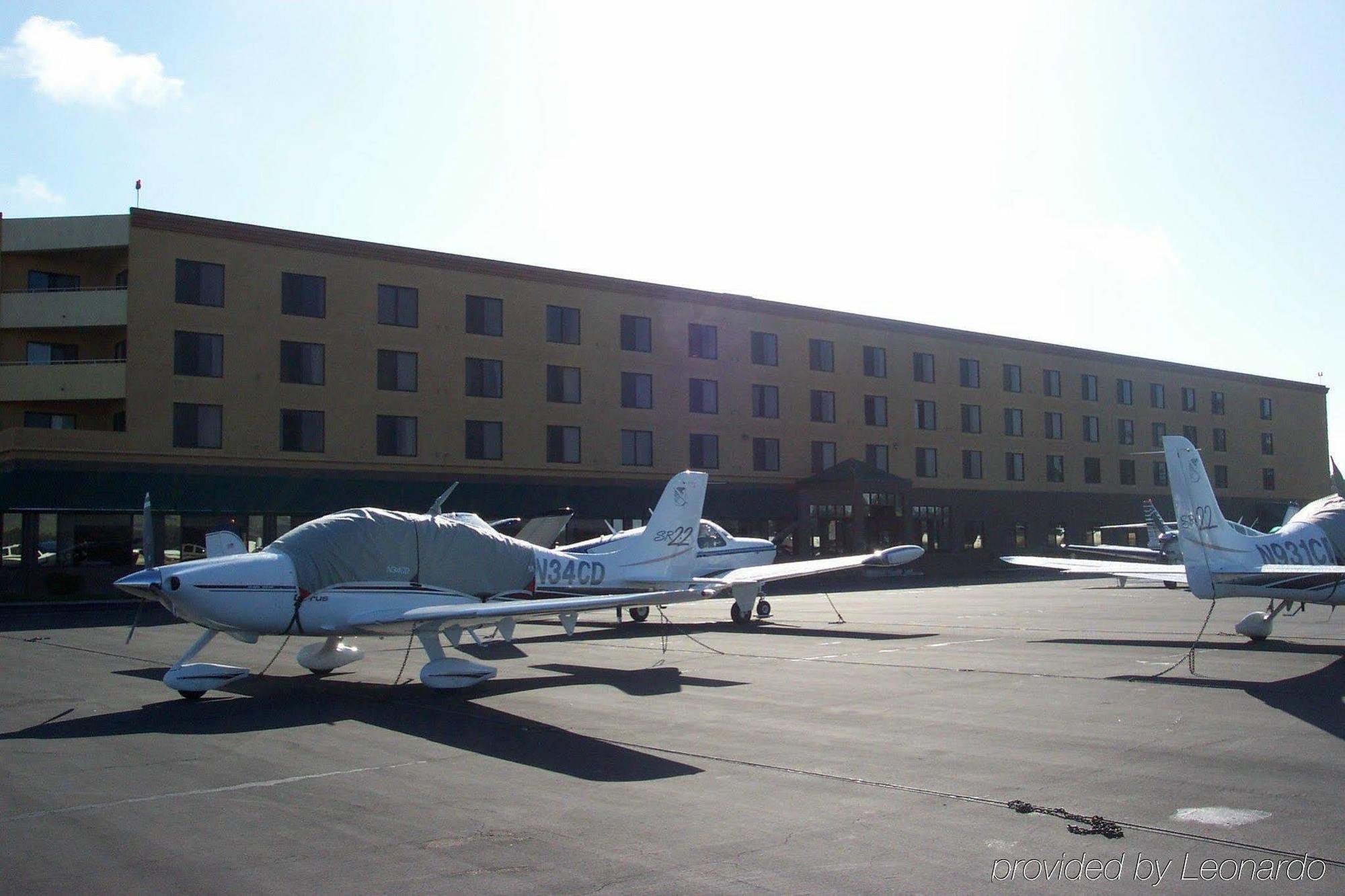 Radisson Hotel Santa Maria Exterior photo